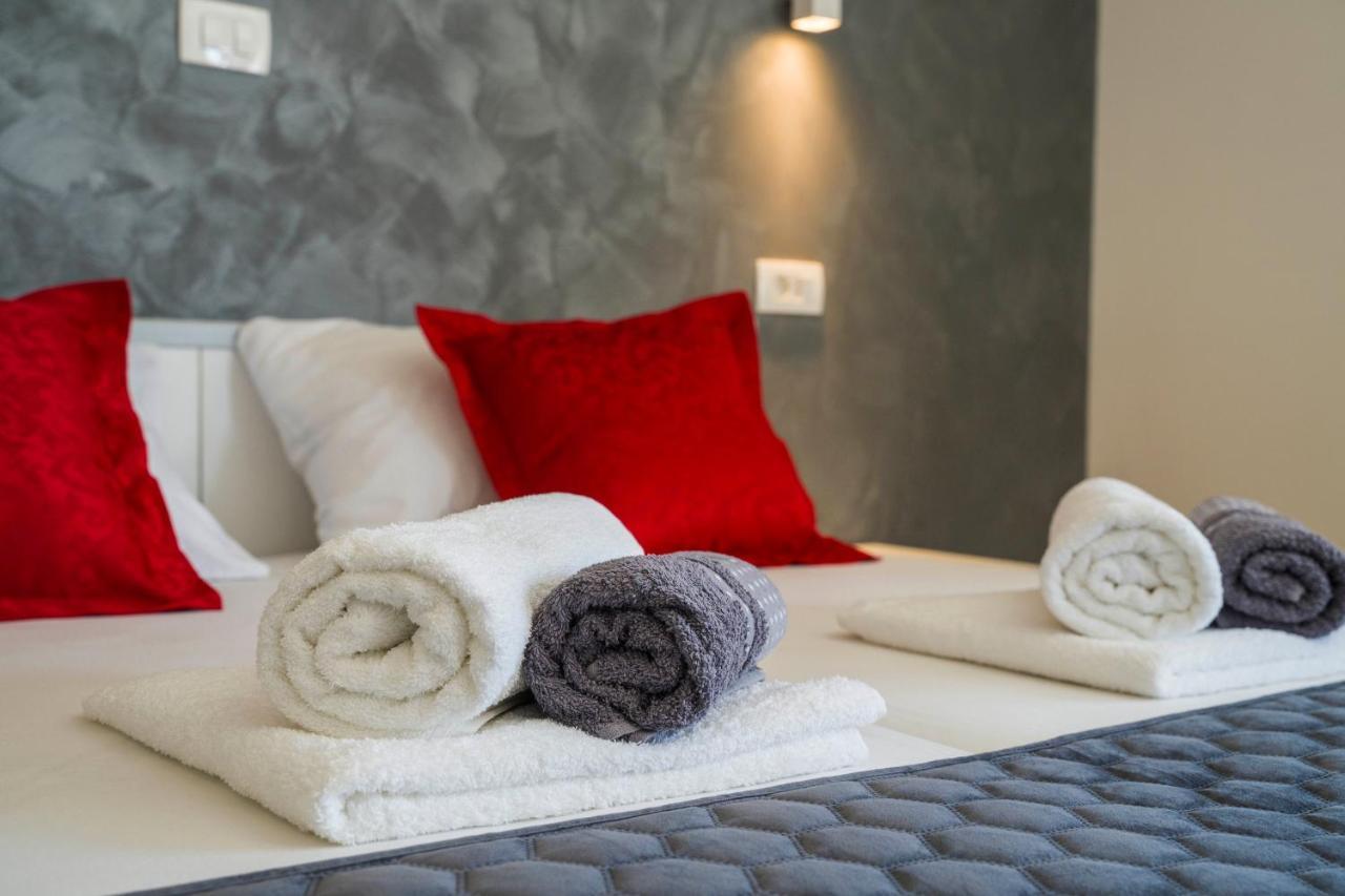 Split Central Luxury Studios Esterno foto